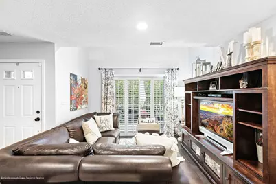 49 Richmond Court, Tinton Falls, NJ 07712 - Photo 3