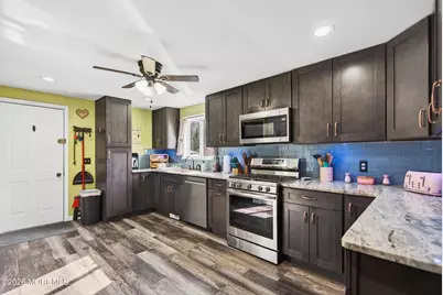 250 Tip Seaman Drive, Tuckerton, NJ 08087 - Photo 9