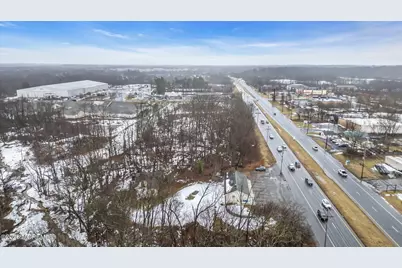 320 State Route 33, Manalapan Township, NJ 07726 - Photo 15