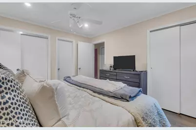 2 Youmans Avenue, Eatontown, NJ 07724 - Photo 15