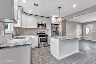 44 Chancellor Ct, Toms River Township, NJ 08757 - Photo 13