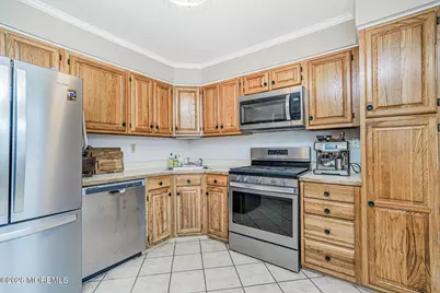 34 Dartmouth Drive, Hazlet Township, NJ 07730 - Photo 11