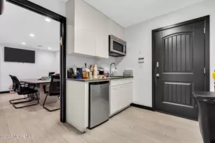 435 E County Line Rd, Lakewood, NJ 08701 - Photo 21