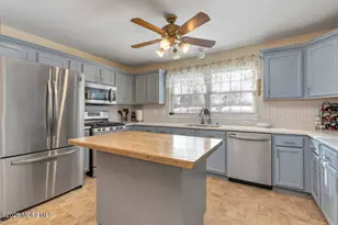 536 Deer Creek Ct, Jackson, NJ 08527 - Photo 11