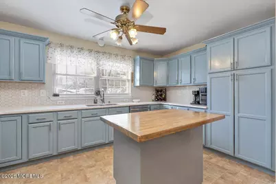 536 Deer Creek Court, Jackson, NJ 08527 - Photo 11