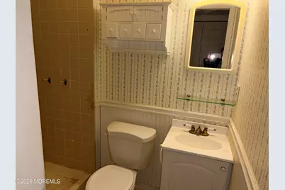 609 Knollwood Terrace, Brick, NJ 08724 - Photo 11