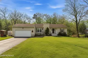 638 Freehold Rd, Jackson, NJ 08527 - Photo 1