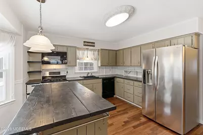 638 Freehold Road, Jackson, NJ 08527 - Photo 11