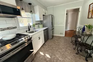 34 Schiverea Ave, Freehold, NJ 07728 - Photo 9