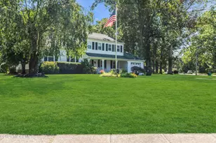 18 Claire Cir, Howell Township, NJ 07731 - Photo 3