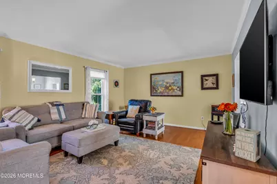 18 Claire Circle, Howell Township, NJ 07731 - Photo 11