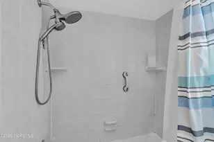 18 Claire Cir, Howell Township, NJ 07731 - Photo 9