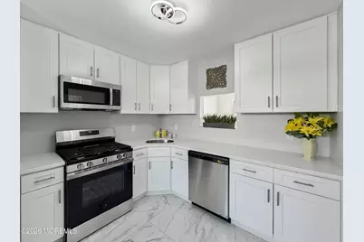 2003 Meadowlands Court, Toms River Township, NJ 08755 - Photo 5