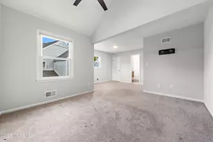 15 Twain Ct, Freehold, NJ 07728 - Photo 31