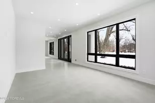 370 Wall St, Eatontown, NJ 07724 - Photo 7