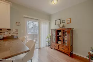 221 Chickadee Ct, Freehold, NJ 07728 - Photo 9