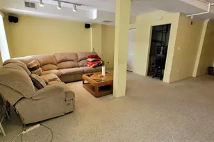 402 Lexington Ave, Neptune Township, NJ 07753 - Photo 21