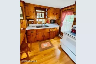 214 Howe Street, Point Pleasant, NJ 08742 - Photo 9