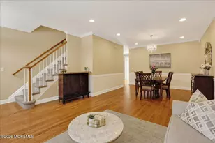 258 Shinnecock Dr, Manalapan Township, NJ 07726 - Photo 3