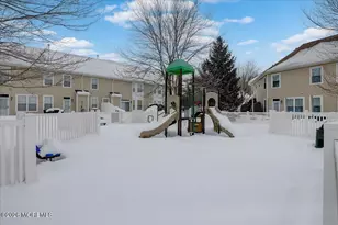 258 Shinnecock Dr, Manalapan Township, NJ 07726 - Photo 29