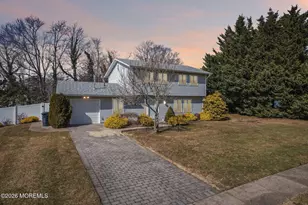 972 Quartz Dr, Toms River Township, NJ 08753 - Photo 1