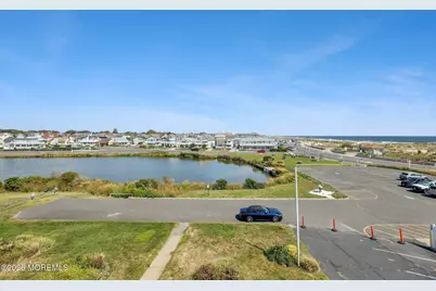 24 Lakeside Avenue, Avon by the Sea, NJ 07717 - Photo 11