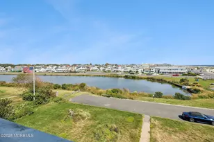 24 Lakeside Ave, Avon by the Sea, NJ 07717 - Photo 9