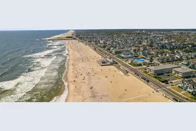 24 Lakeside Avenue, Avon by the Sea, NJ 07717 - Photo 7