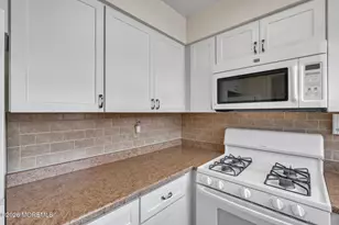 603 Jacob Ct, Dayton, NJ 08810 - Photo 7