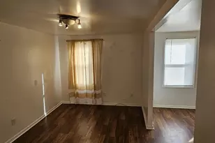 402 W Green Street W, Millville, NJ 08332 - Photo 3