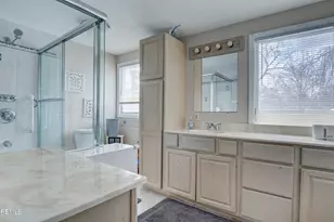 23 Livingston Ln, Manalapan Township, NJ 07726 - Photo 29