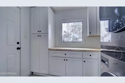 23 Livingston Lane, Manalapan Township, NJ 07726 - Photo 21