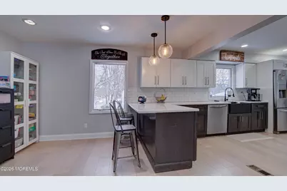 23 Livingston Lane, Manalapan Township, NJ 07726 - Photo 15