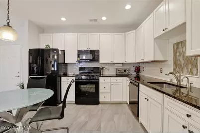 215 Bloomsbury Drive, Morganville, NJ 07751 - Photo 11