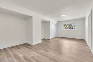 109 Throckmorton Ln, Old Bridge Township, NJ 08857 - Photo 9