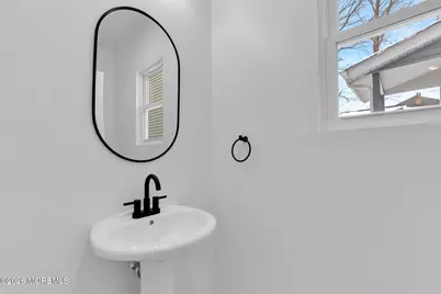 211 De Witt Avenue, Asbury Park, NJ 07712 - Photo 11