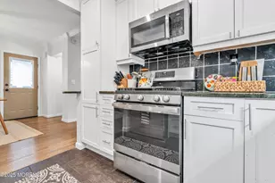 34 Phoenix Ave, Morristown, NJ 07960 - Photo 17