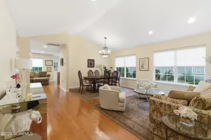 23 Pine Hollow Ln, Lakewood, NJ 08701 - Photo 5