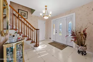 639 Tennent Rd, Manalapan Township, NJ 07726 - Photo 5