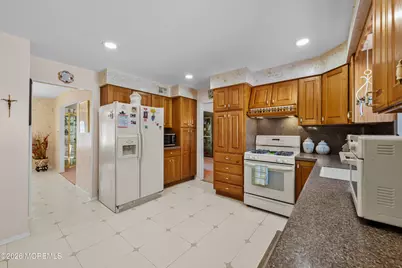 639 Tennent Road, Manalapan Township, NJ 07726 - Photo 15