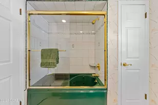 639 Tennent Rd, Manalapan Township, NJ 07726 - Photo 31