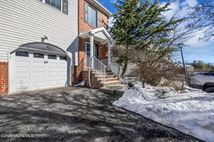 86 Heron Ct, Manalapan Township, NJ 07726 - Photo 1