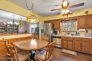 15 Erin Ln, Middlesex, NJ 08846 - Photo 7