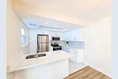 149B Maclura Plz Plaza, Monroe Township, NJ 08831 - Photo 7