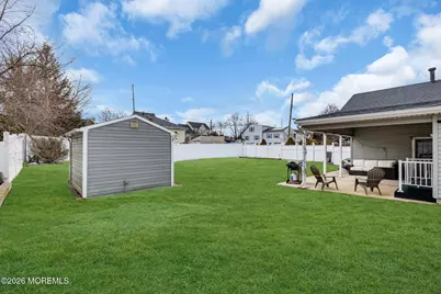 201 Summit Avenue, Belford, NJ 07718 - Photo 31