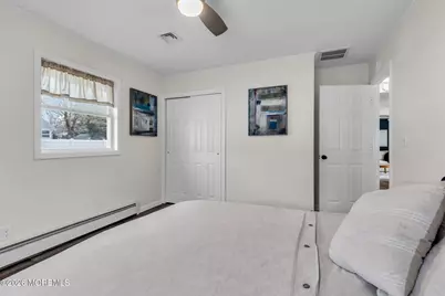 201 Summit Avenue, Belford, NJ 07718 - Photo 17