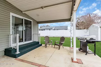 201 Summit Avenue, Belford, NJ 07718 - Photo 25