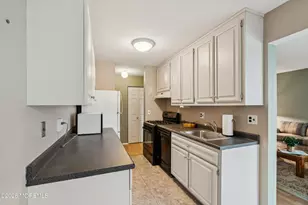 11 River Rd, Nutley, NJ 07110 - Photo 5