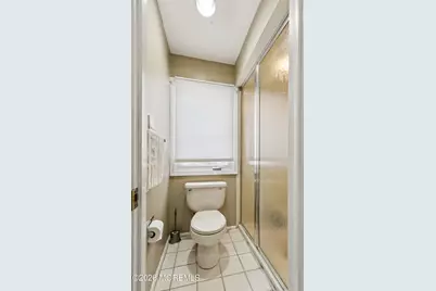 140 Sycamore Avenue, Freehold, NJ 07728 - Photo 15