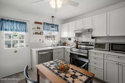 537D Dartmoor Court, Lakewood, NJ 08701 - Photo 5